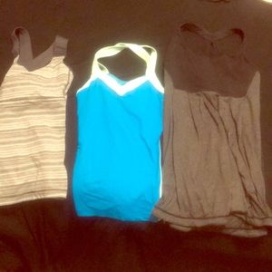 3 lululemon tanks for 25$ 👏
